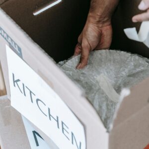 packing kitchen items